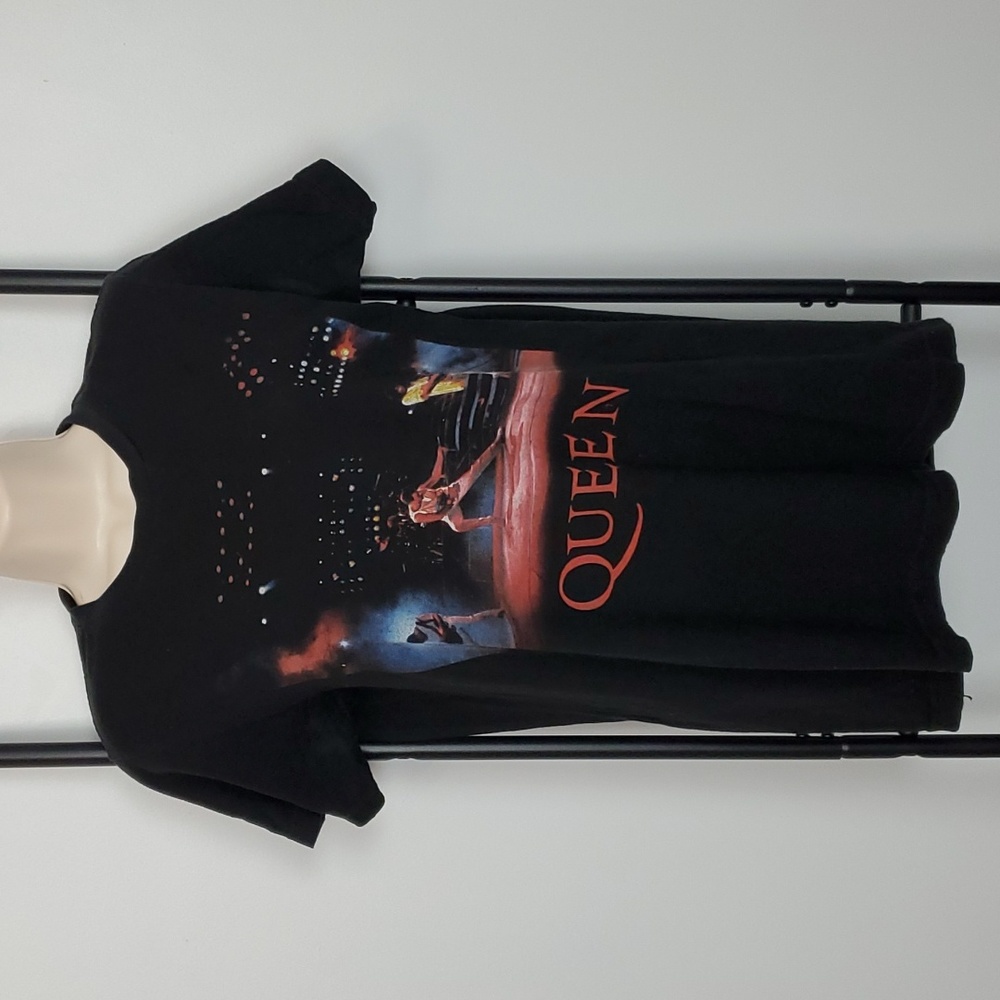 Queen cotton top t-shirt women size S